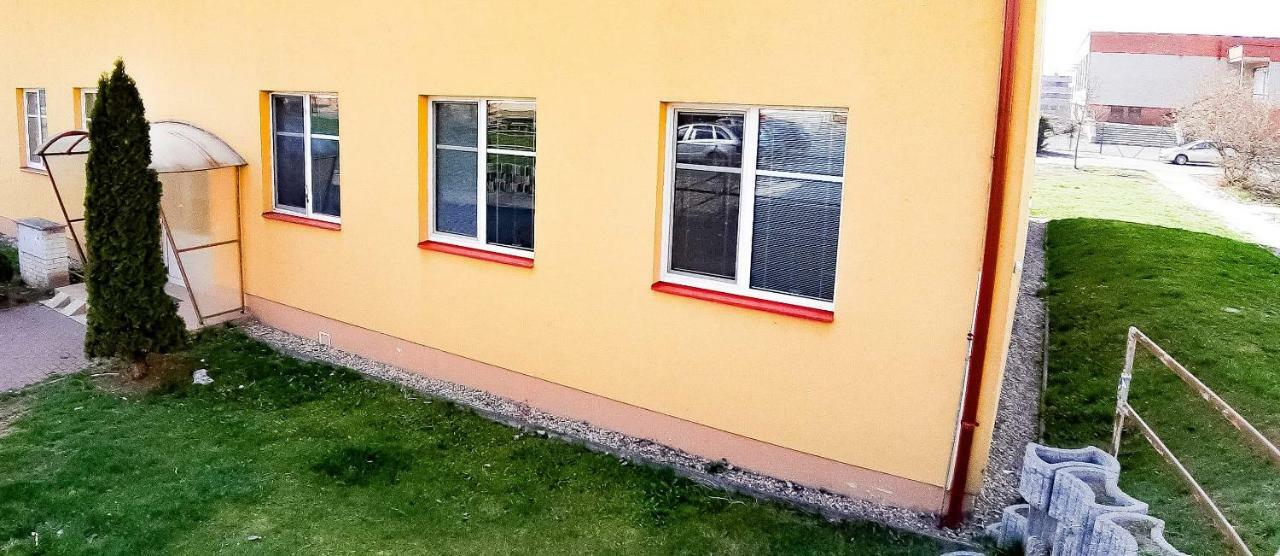 Apartman Topolova 912B Milovice  Exterior foto